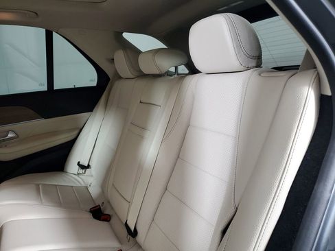 Used 2021 Mercedes-Benz GLE 350 4MATIC image 12