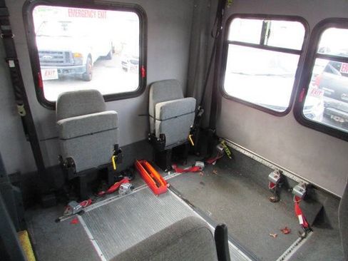 Used 2013 Ford E-450 and Econoline 450 Super Duty w/ Shuttle Bus Prep Pkg RWD image 12