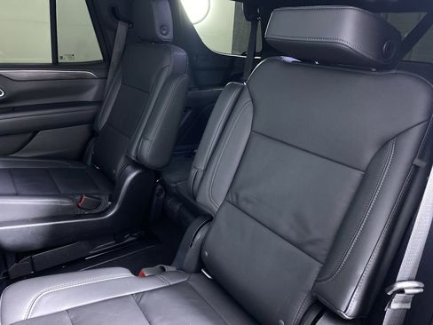 Certified 2021 Chevrolet Tahoe Z71 w/ Rear Media and Nav Package image 15