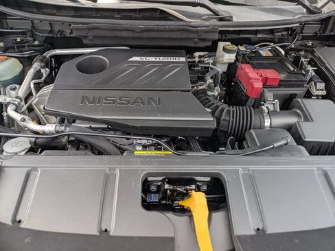 Used 2023 Nissan Rogue SV FWD image 13