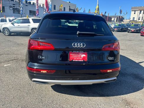 Used 2018 Audi Q5 2.0T Premium AWD/4WD image 9