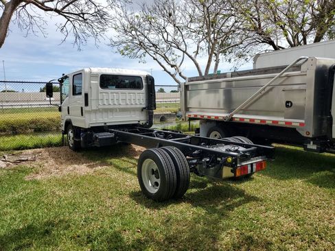 New 2025 Chevrolet Low Cab Forward 5500XD image 4