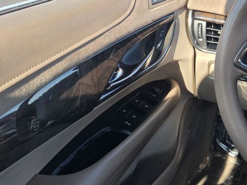 Used 2016 Cadillac ATS Luxury w/ Cold Weather Package RWD image 26