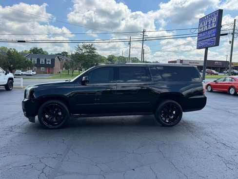 Used 2017 GMC Yukon XL Denali w/ Open Road Package AWD/4WD image 2