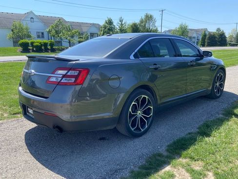 Used 2018 Ford Taurus SHO AWD/4WD image 5
