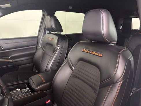 Used 2025 Nissan Pathfinder Rock Creek AWD/4WD image 18