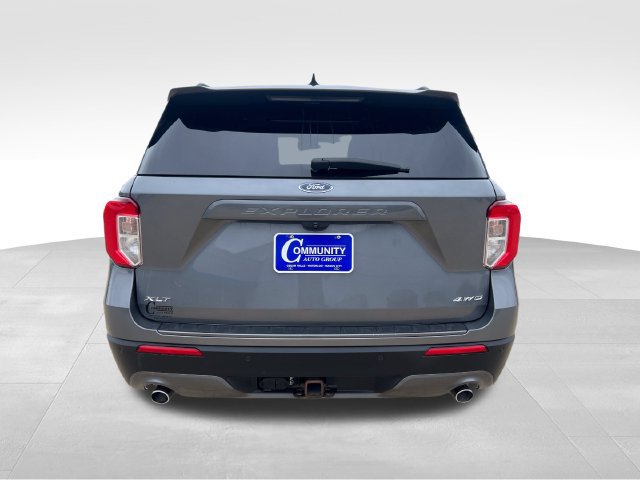 Used 2021 Ford Explorer XLT w/ Equipment Group 202A AWD/4WD image 5