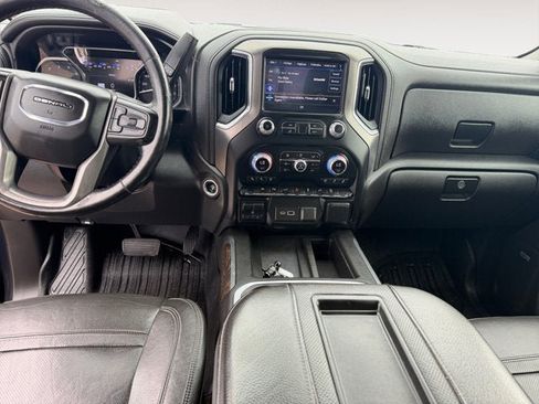 Used 2021 GMC Sierra 1500 Denali w/ Technology Package AWD/4WD image 10