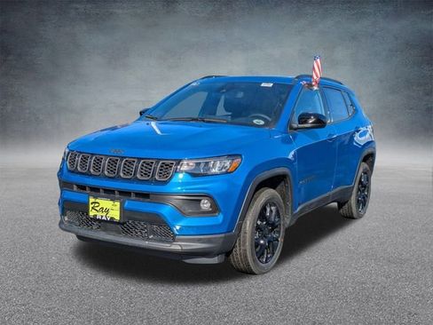 New 2026 Jeep Compass Latitude image 8