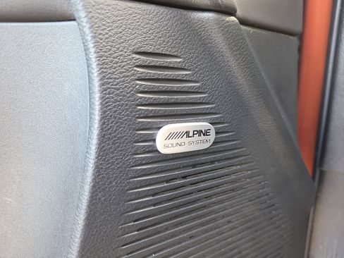 Used 2022 Dodge Challenger R/T w/ Plus Package image 12