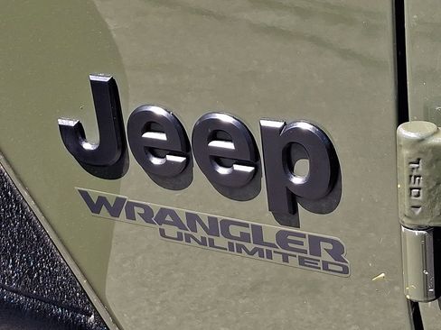 Used 2021 Jeep Wrangler Unlimited Sport AWD/4WD image 30