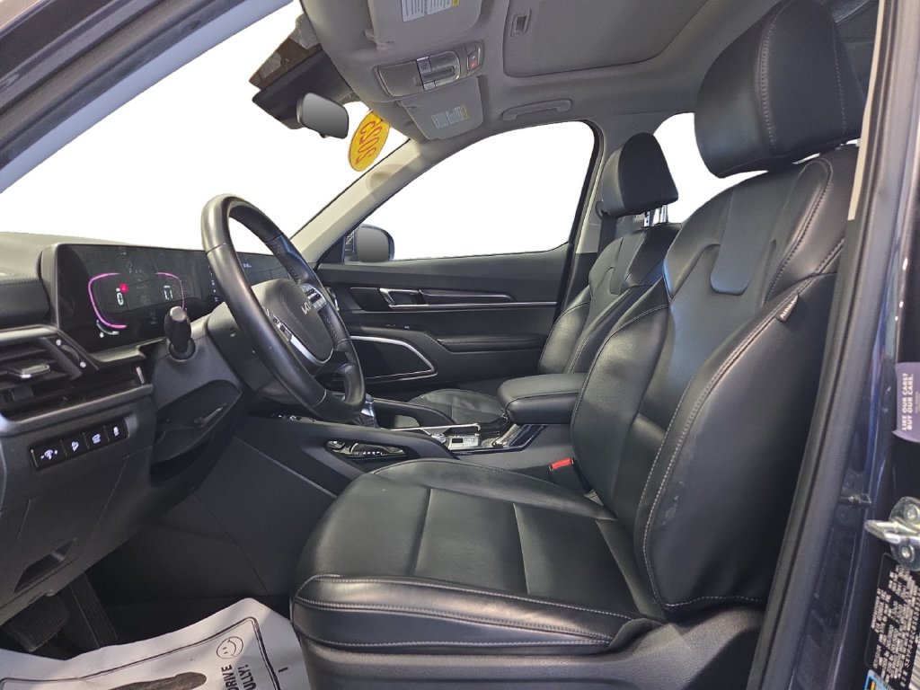 Used 2025 Kia Telluride S FWD image 22