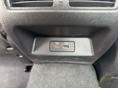 Used 2025 Nissan Altima 2.5 SL FWD image 15