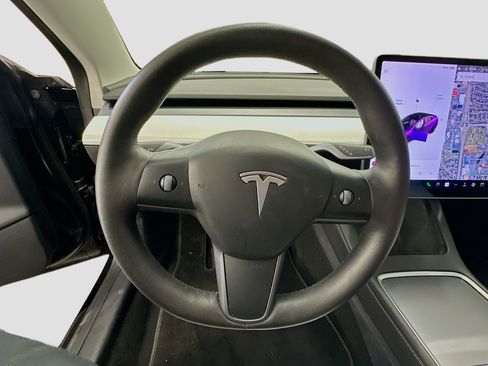 Used 2022 Tesla Model 3 Performance image 18