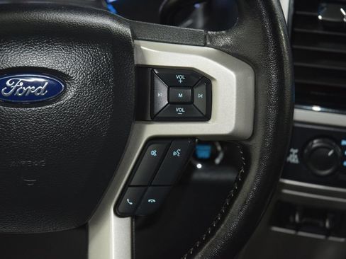 Used 2022 Ford F350 Lariat w/ Lariat Ultimate Package AWD/4WD image 39