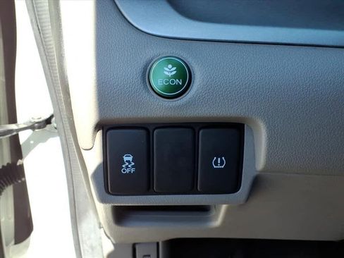 Used 2014 Honda CR-V LX image 15