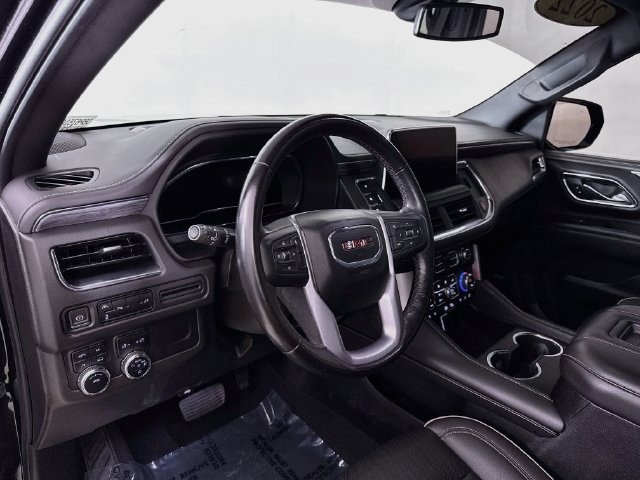 Used 2022 GMC Yukon XL SLT AWD/4WD image 10