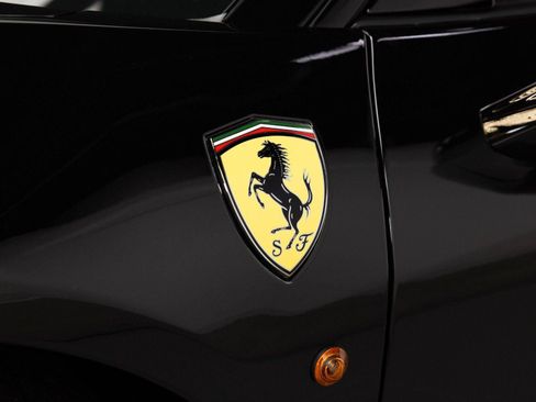 Certified 2015 Ferrari 458 Italia Coupe RWD image 23