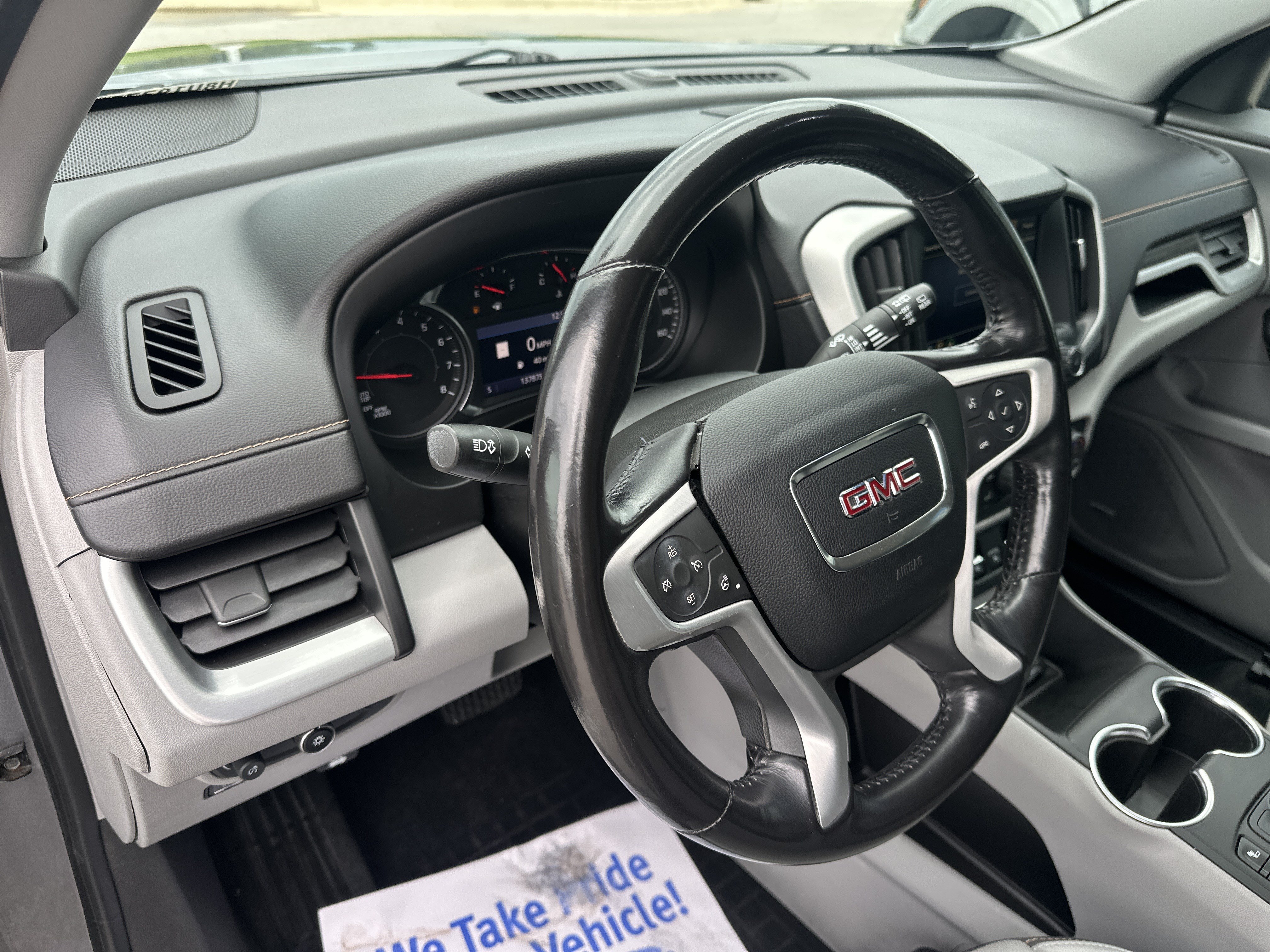 Used 2019 GMC Terrain SLT w/ Preferred Package FWD image 11