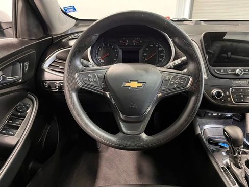 Used 2023 Chevrolet Malibu LT image 21