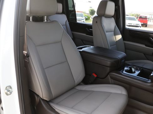 Used 2026 GMC Yukon XL Elevation AWD/4WD image 34