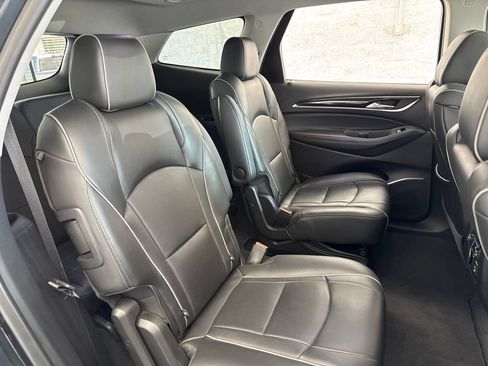 Used 2021 Buick Enclave Avenir w/ Avenir Technology Package AWD/4WD image 45