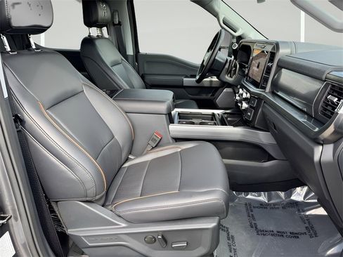 New 2025 Ford F250 Lariat w/ Lariat Ultimate Package image 38