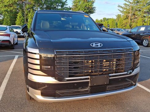 Used 2026 Hyundai Palisade Calligraphy AWD/4WD image 4