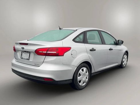Used 2015 Ford Focus S FWD image 6