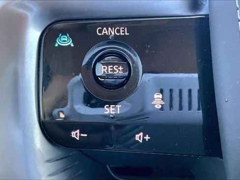 Certified 2025 INFINITI QX80 Sensory image 26