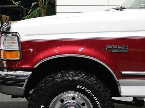 Used 1995 Ford F250 XLT image 48