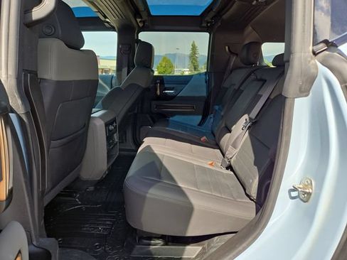 Used 2024 GMC Hummer EV 3X AWD/4WD image 31