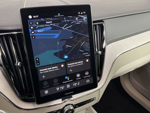 New 2026 Volvo XC60 B5 Ultra w/ Climate Package image 17