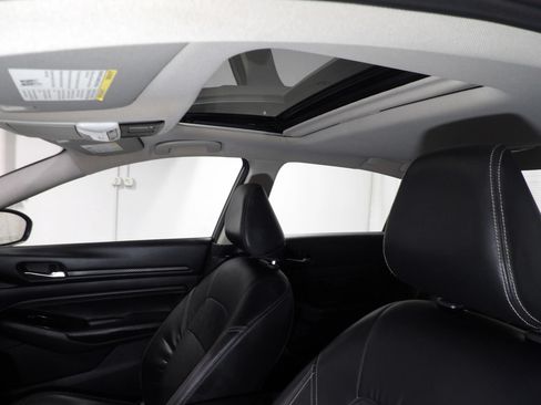 Used 2023 Nissan Altima 2.5 SL FWD image 10