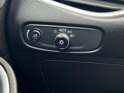 Used 2024 Chevrolet Malibu RS FWD image 29