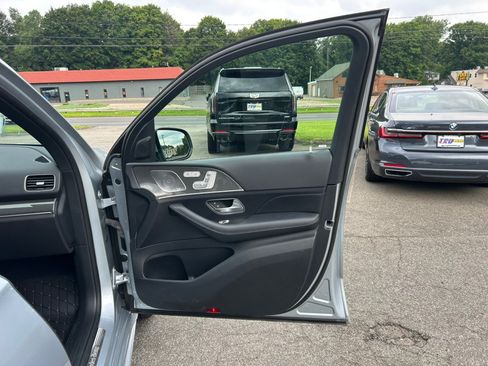 Used 2023 Mercedes-Benz GLE 350 4MATIC image 25