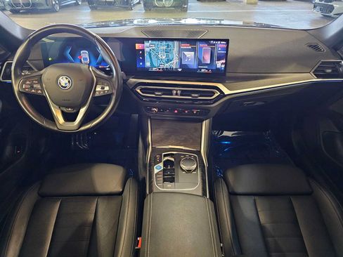 Used 2023 BMW i4 eDrive35 RWD image 10