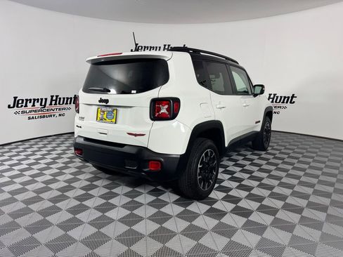 Used 2023 Jeep Renegade Trailhawk w/ Trailhawk Elite Group image 6