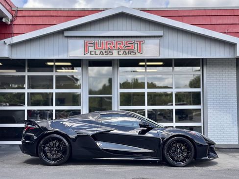 Used 2023 Chevrolet Corvette Z06 w/ Stealth Interior Trim Package image 3