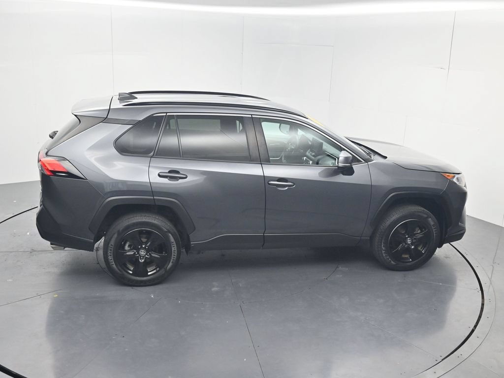 Used 2021 Toyota RAV4 XLE AWD/4WD image 46