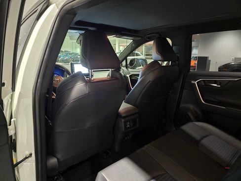 Used 2019 Toyota RAV4 XSE image 23