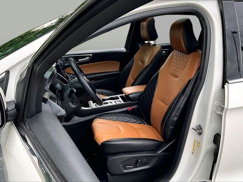 Used 2024 Ford Edge Titanium w/ Titanium Elite Package AWD/4WD image 9
