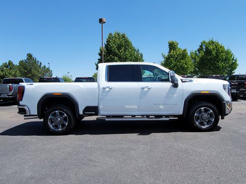 New 2025 GMC Sierra 2500 SLT w/ SLT Premium Package image 2