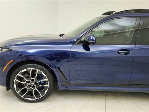 Used 2024 BMW X7 xDrive40i w/ Executive Package image 9
