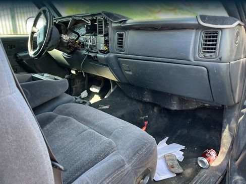 Used 2002 Chevrolet Silverado 1500 LS image 4