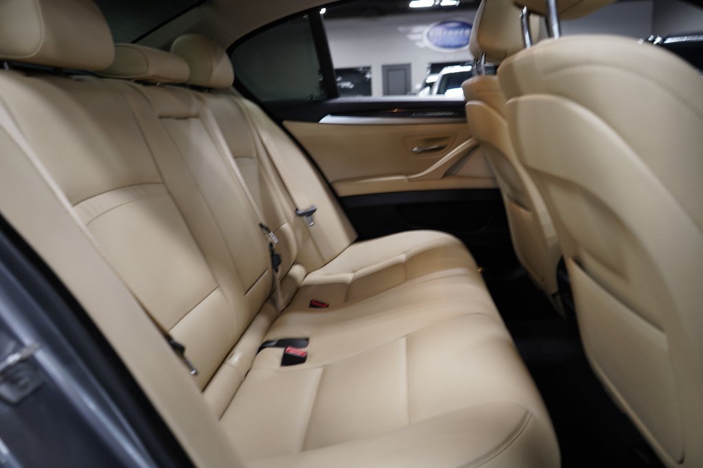 Used 2016 BMW 535i Sedan RWD image 27