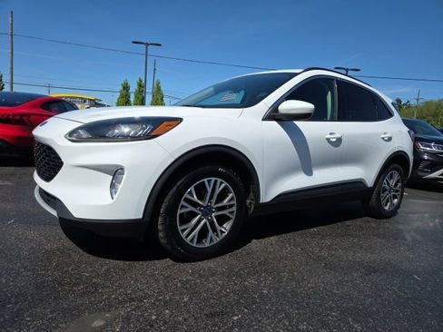 Used 2020 Ford Escape SEL AWD/4WD image 3
