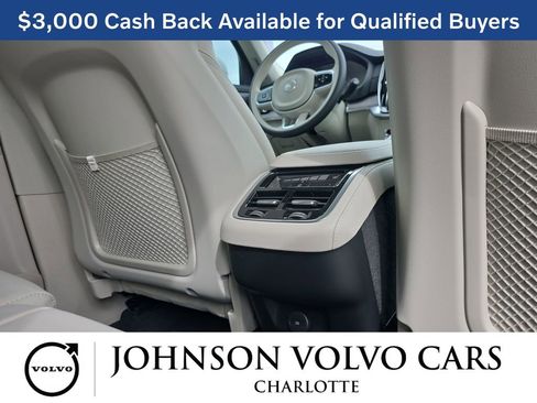 New 2026 Volvo XC90 B6 Ultra w/ Protection Package image 9
