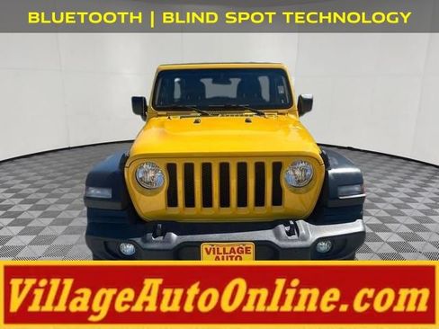 Used 2019 Jeep Wrangler Unlimited Sport w/ Technology Group AWD/4WD image 6