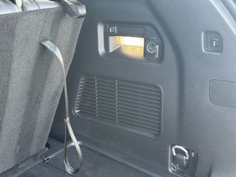 Used 2025 Ford Explorer ST-Line image 35